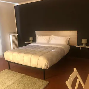 Konukevi Myroom Sui Portici 