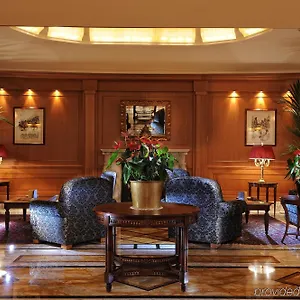 Otel Manzoni ****