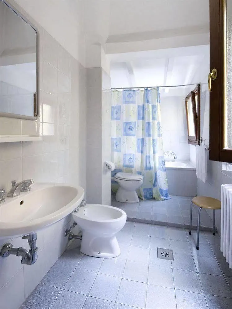 Hotel Camilla Guelfa Florence 3*,  Italy
